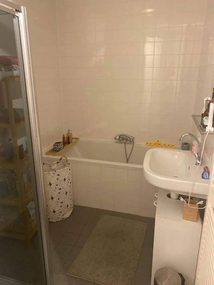 Foto van de Kamer gelegen aan de Hoofdweg in Amsterdam