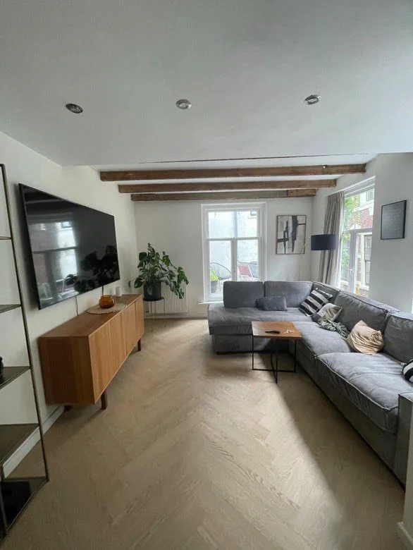 Foto van de Kamer gelegen aan de Warmoesstraat in Amsterdam