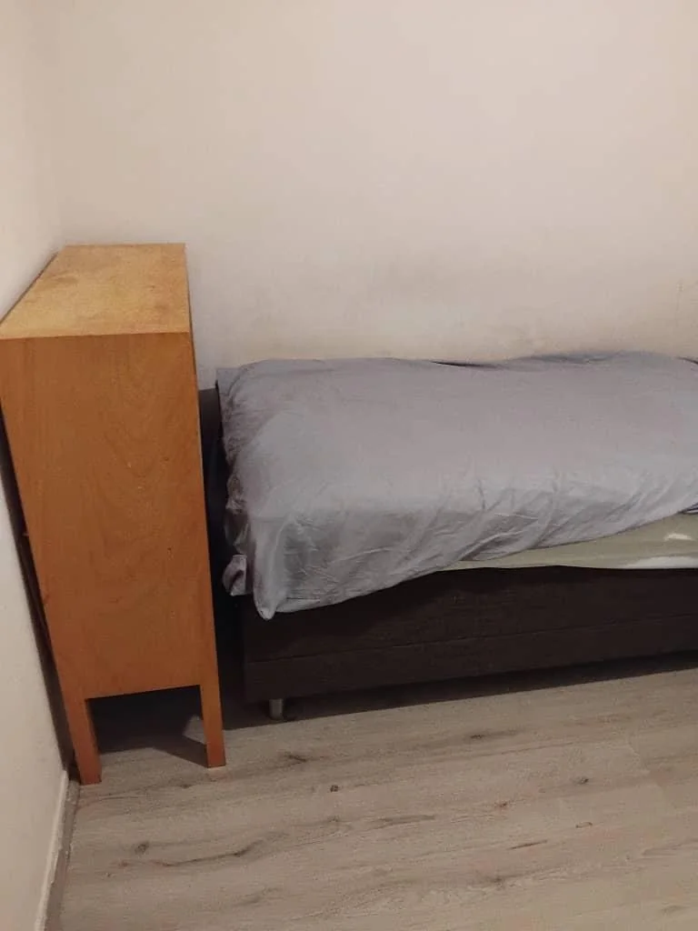 Foto van de Kamer gelegen aan de Rosa Luxemburgstraat in Amsterdam