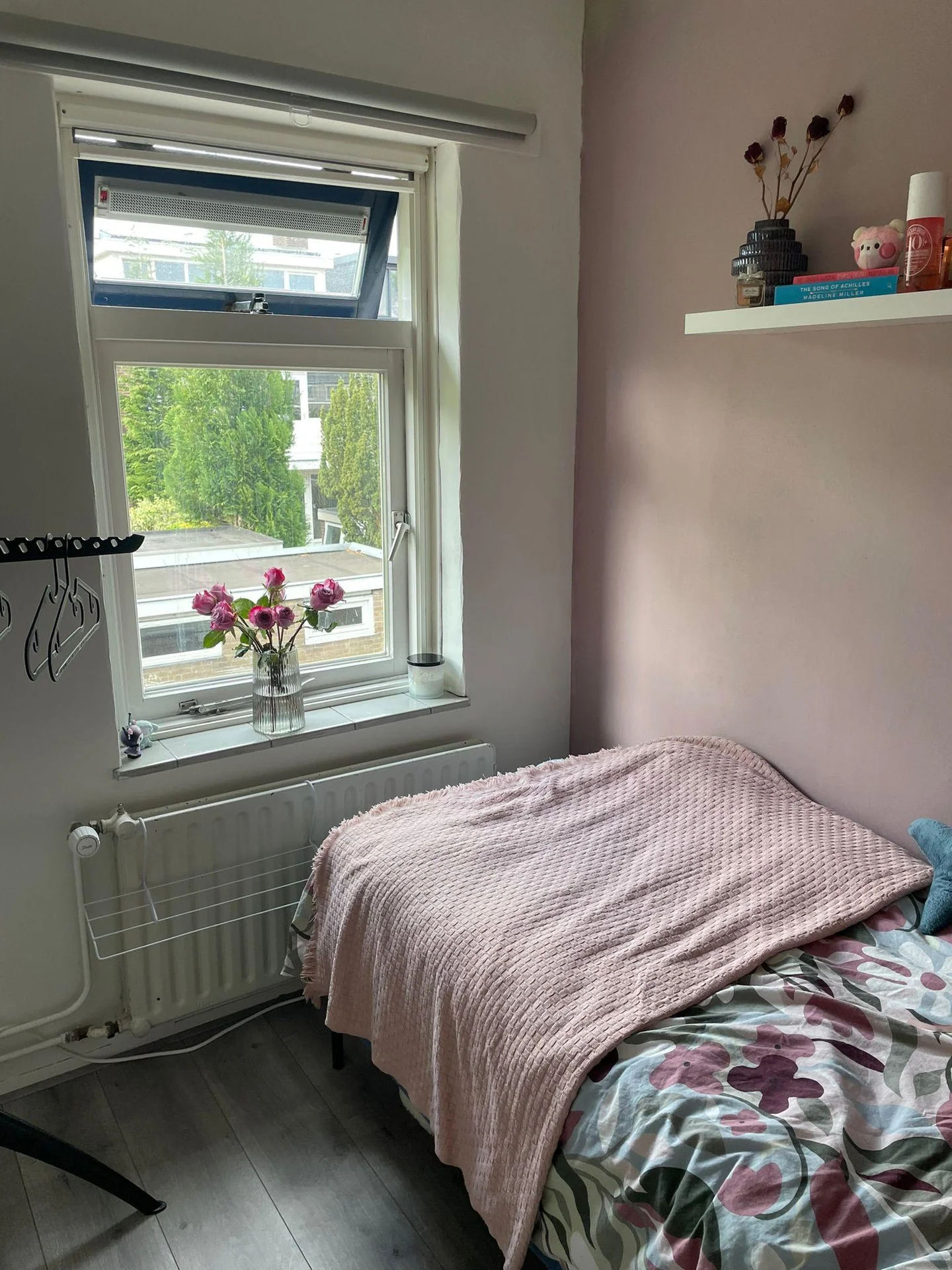 Foto van de Kamer gelegen aan de Venuslaan in Groningen