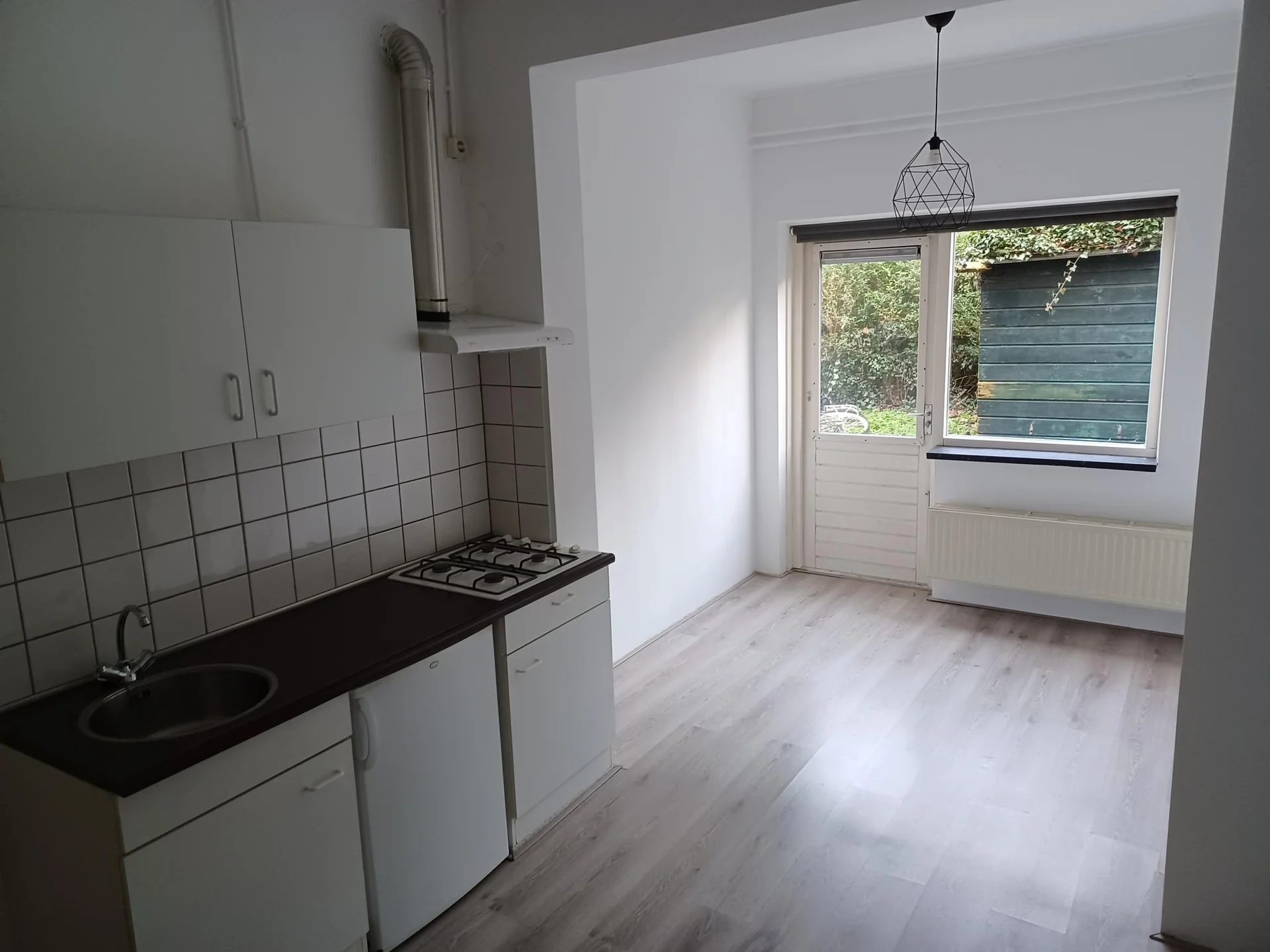 geblurde versie van de foto als achtergrond