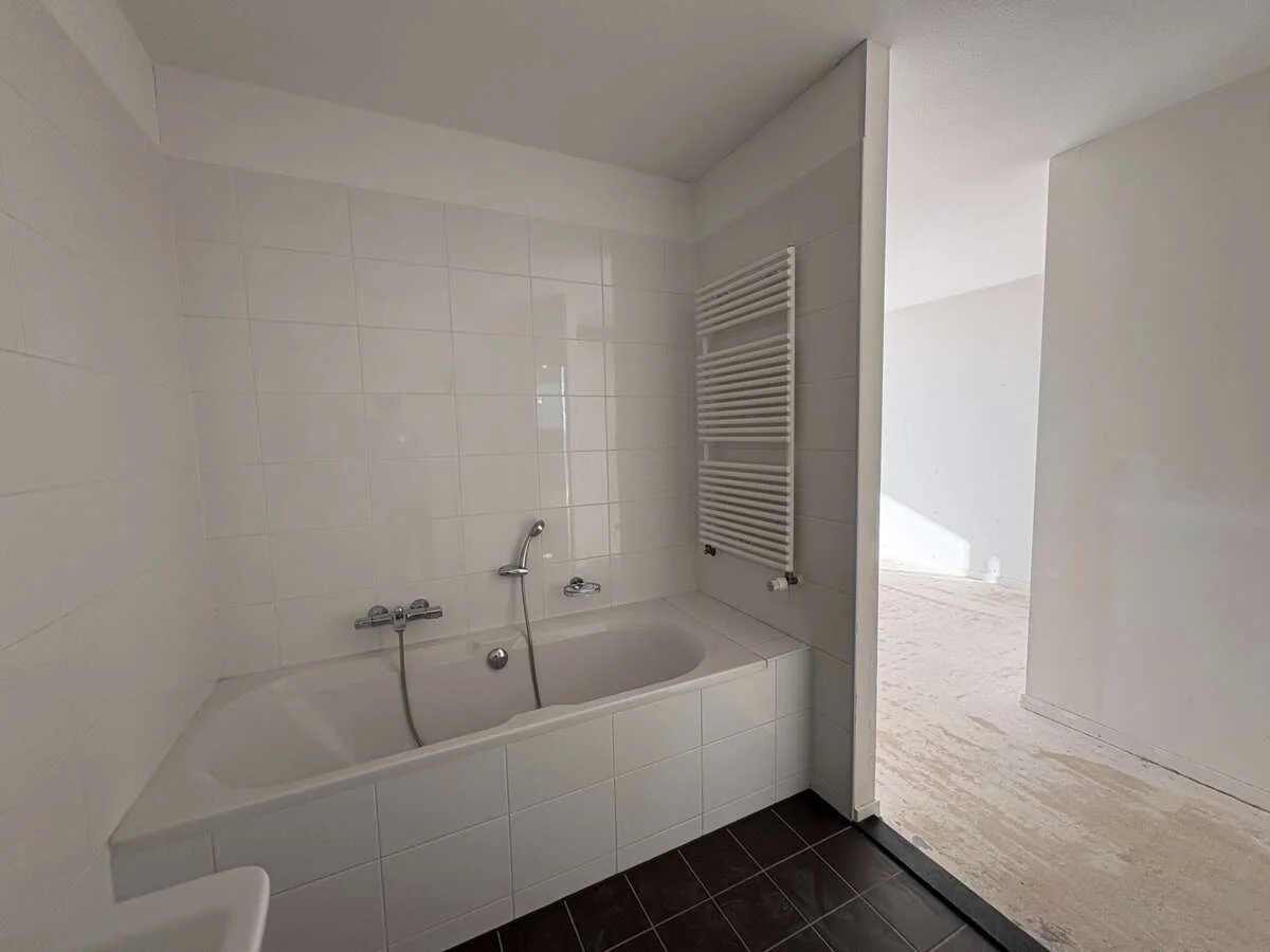 Foto van de Appartement gelegen aan de Emmy Andriessestraat in Amsterdam