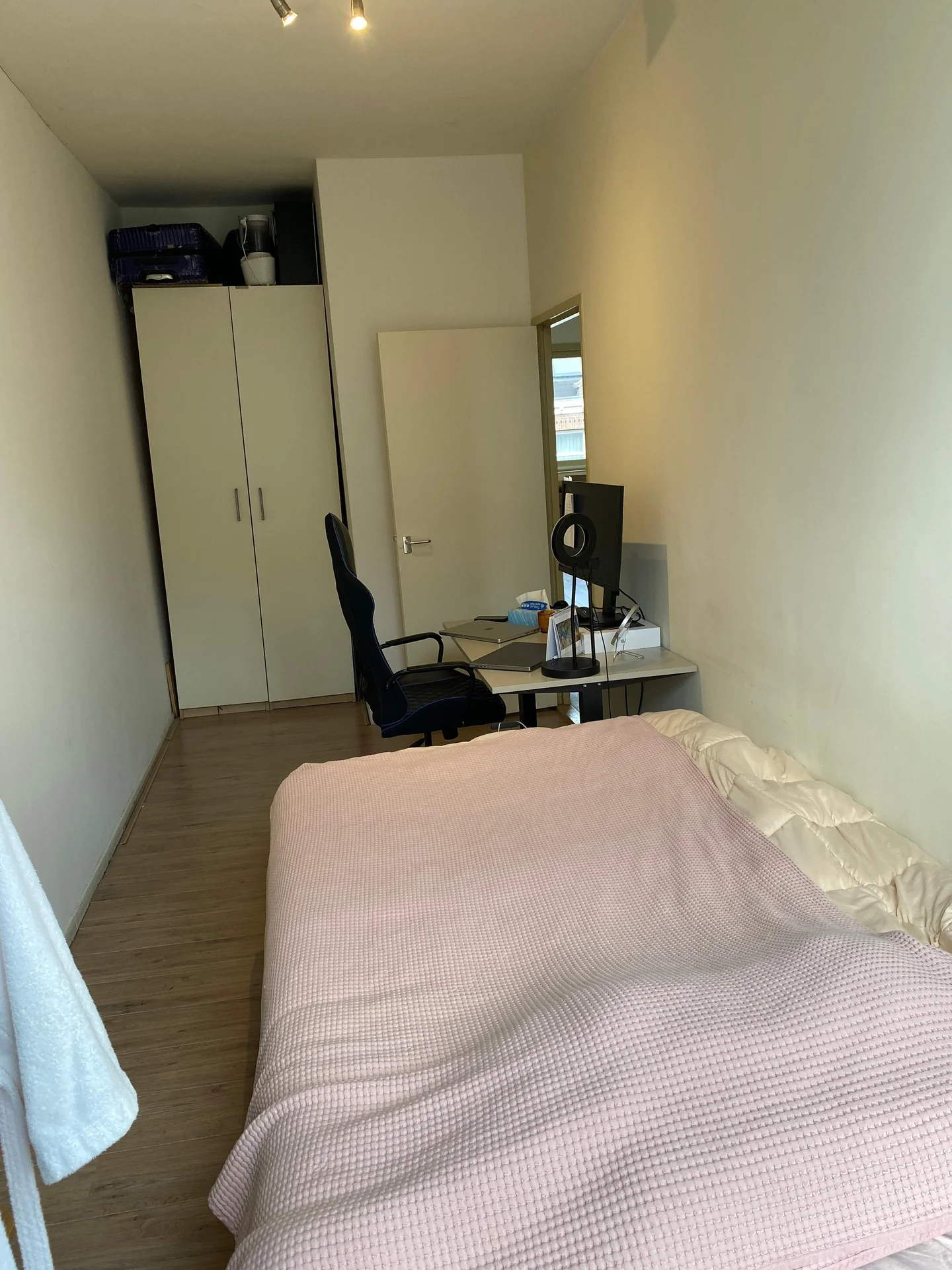 Foto van de Kamer gelegen aan de Tolstraat in Amsterdam