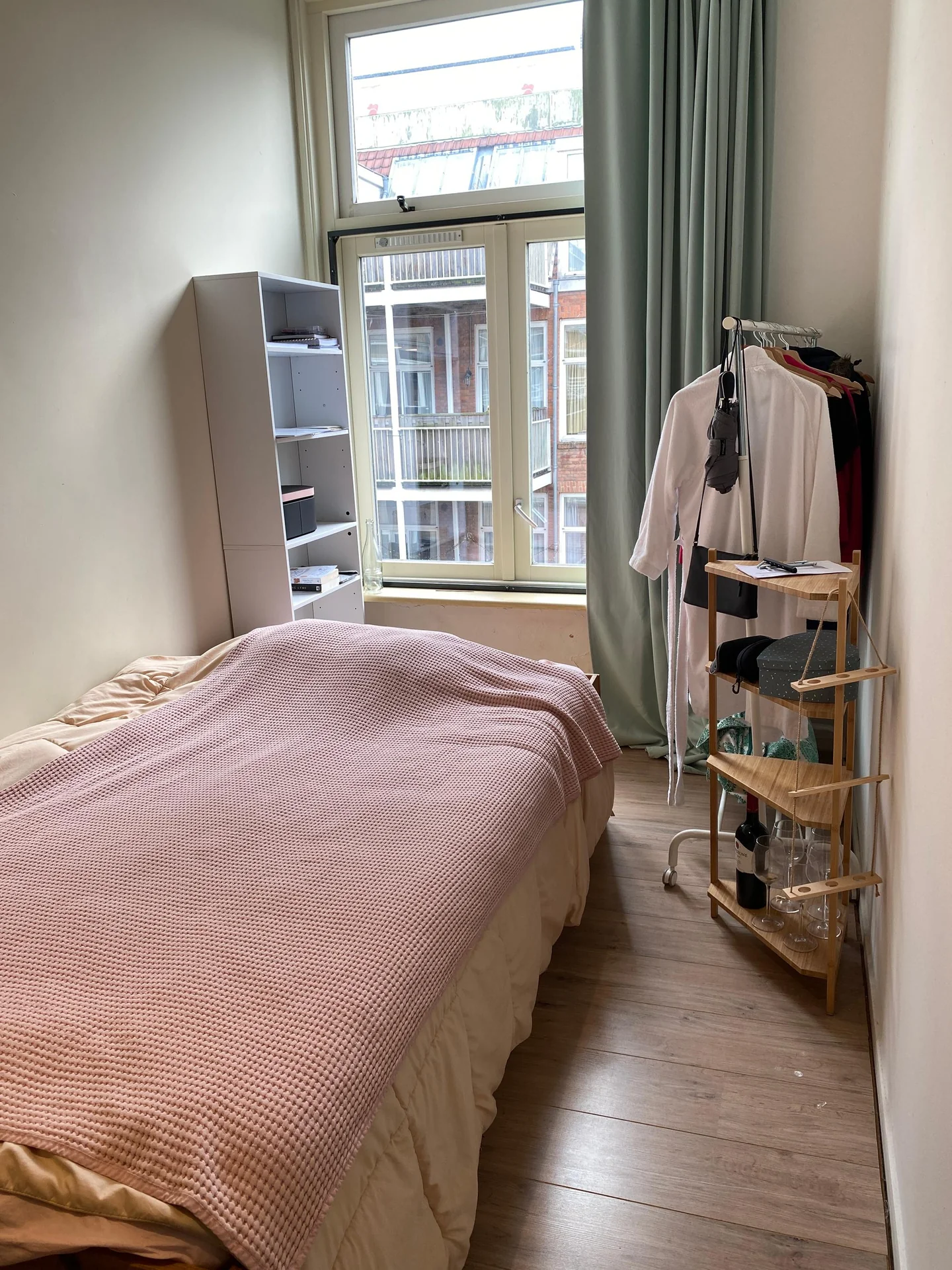 Foto van de Kamer gelegen aan de Tolstraat in Amsterdam