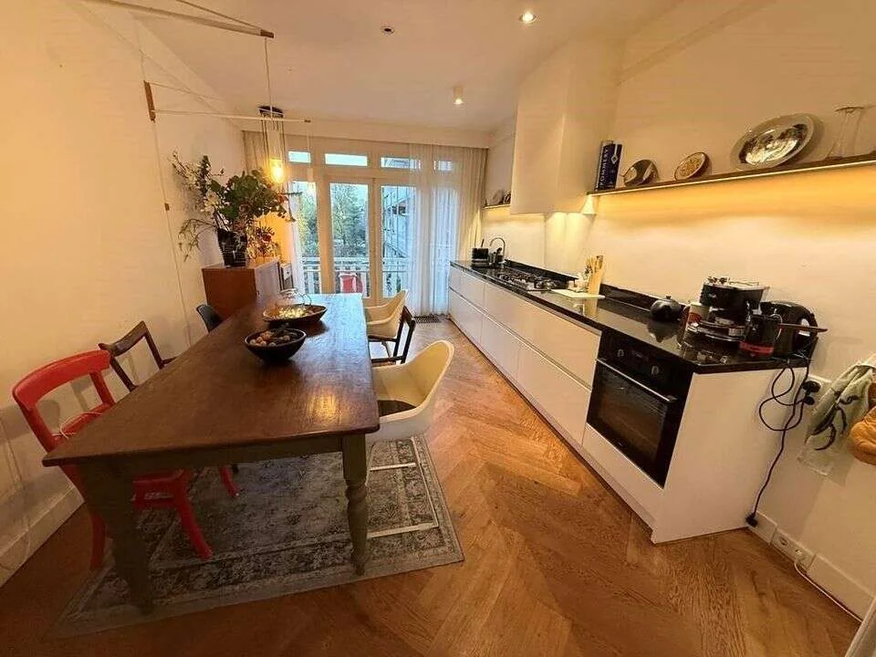 Foto van de Appartement gelegen aan de Haringvlietstraat in Amsterdam