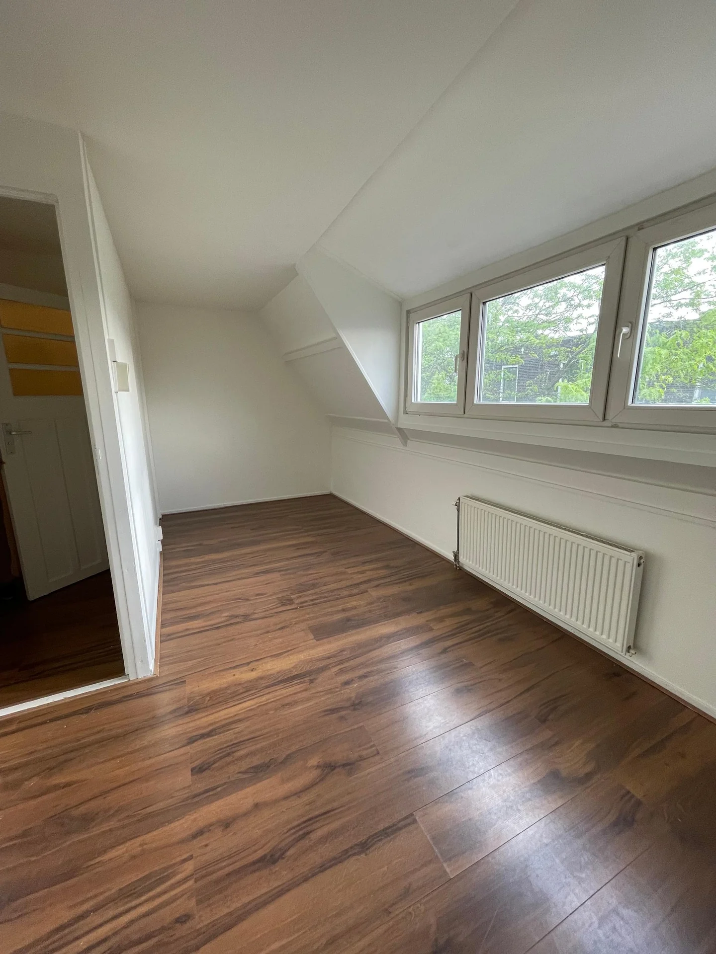 Foto van de Kamer gelegen aan de Weizichtstraat in Rotterdam