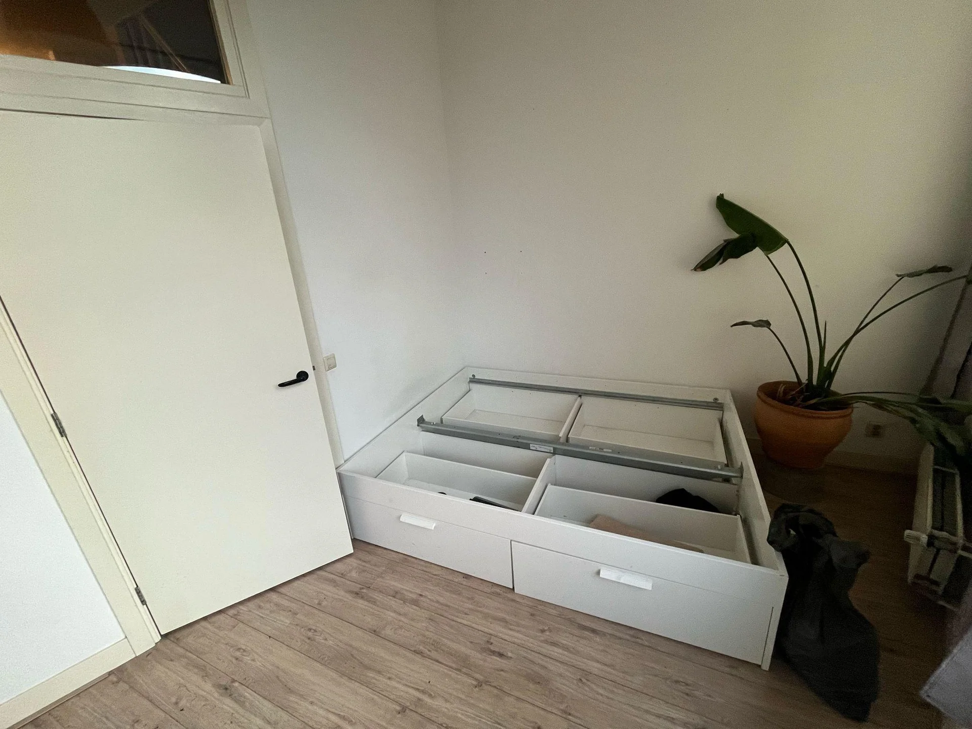 Foto van de Kamer gelegen aan de Ferdinand Bolstraat in Amsterdam