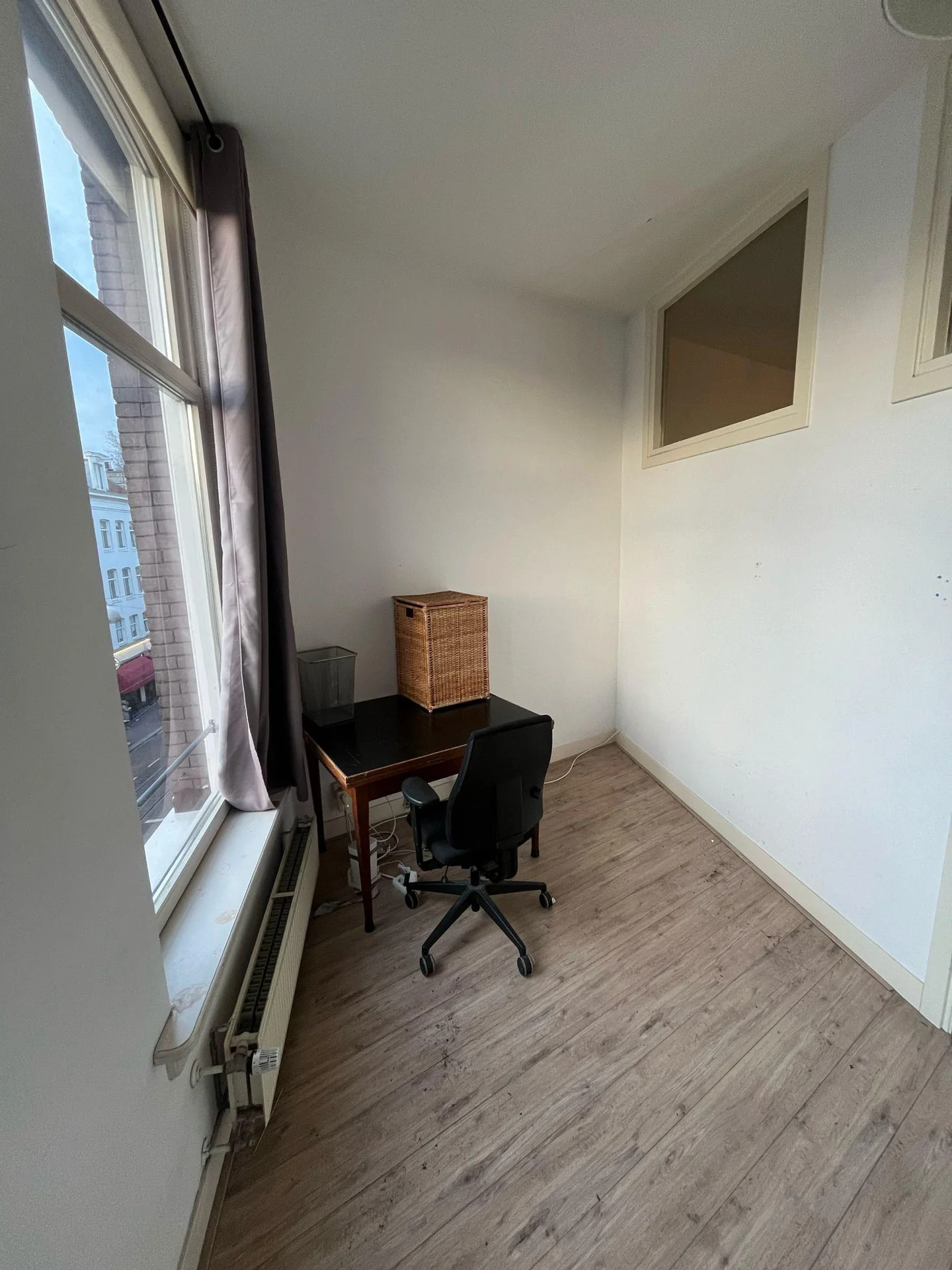 Foto van de Kamer gelegen aan de Ferdinand Bolstraat in Amsterdam