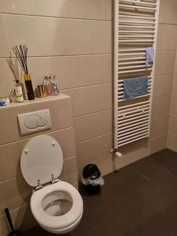 Foto van de Kamer gelegen aan de Claus van Amsbergstraat in Amsterdam