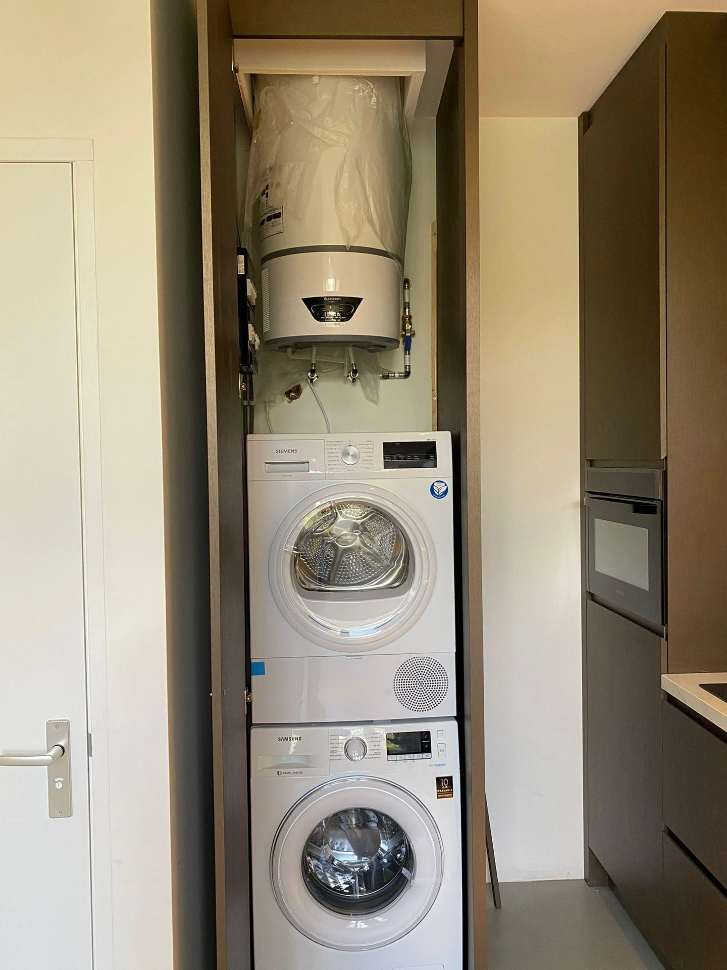 geblurde versie van de foto als achtergrond