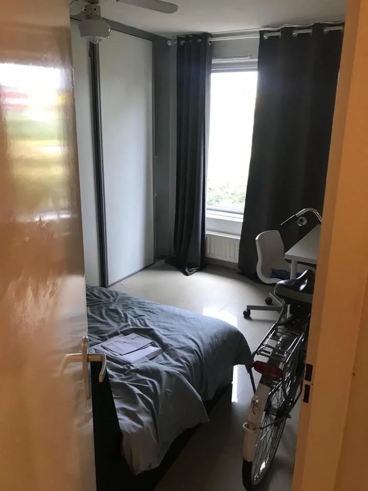 Foto van de Kamer gelegen aan de Emmeline Pankhurststraat in Amsterdam