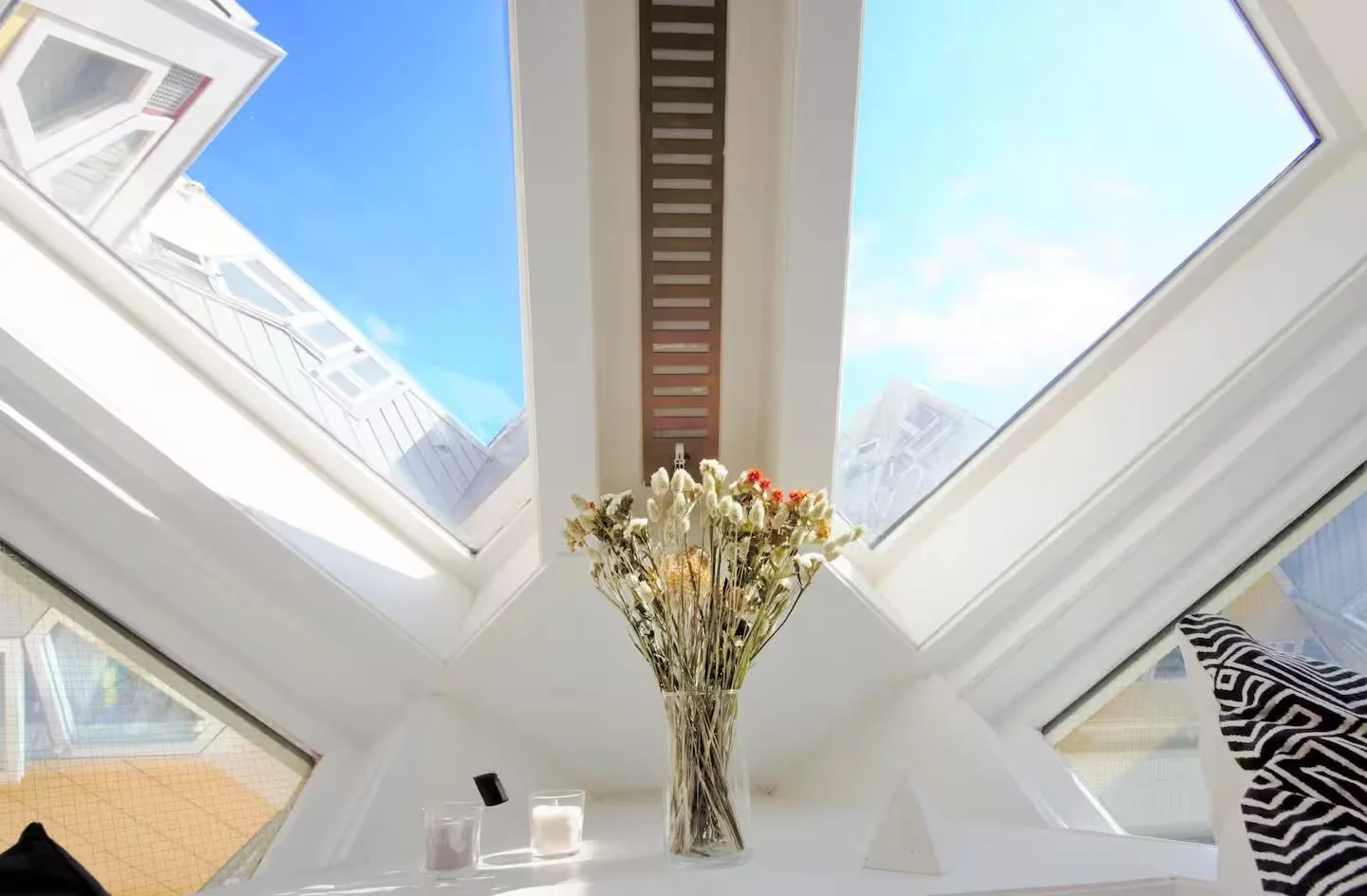 Foto van de Kamer gelegen aan de Overblaak in Rotterdam