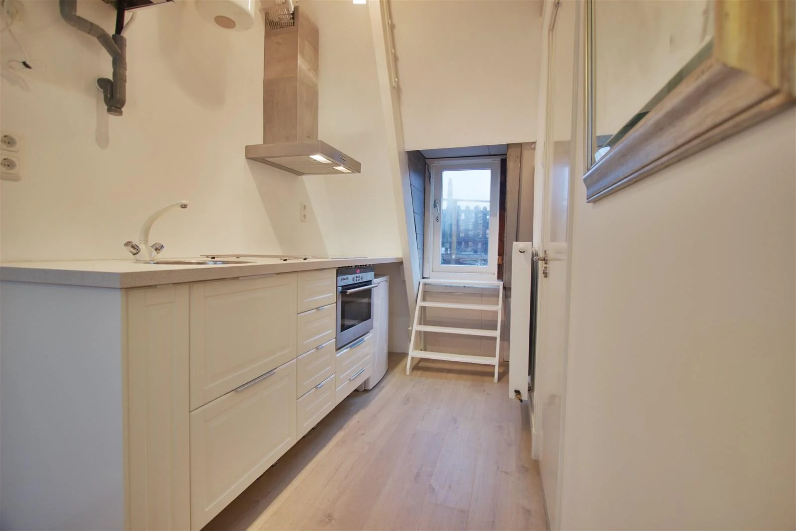 Foto van de Studio gelegen aan de Ruysdaelkade in Amsterdam