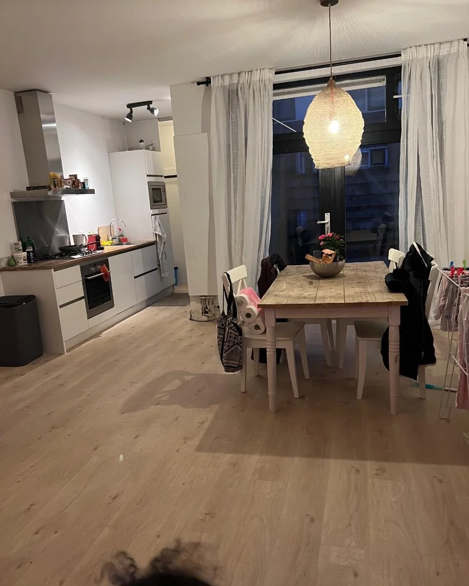 geblurde versie van de foto als achtergrond