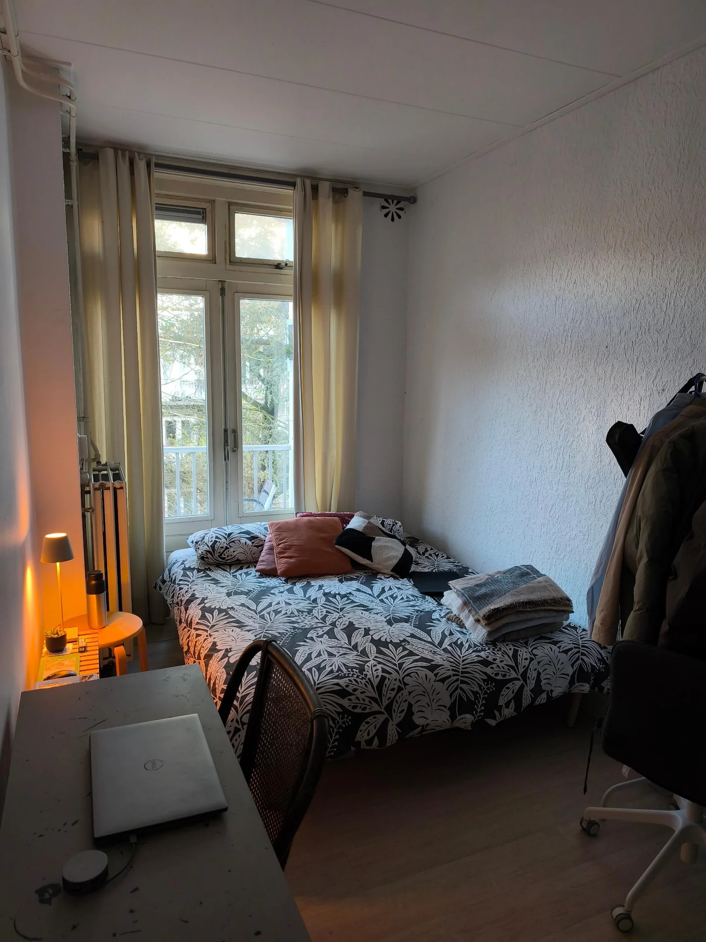 Foto van de Kamer gelegen aan de Surinameplein in Amsterdam