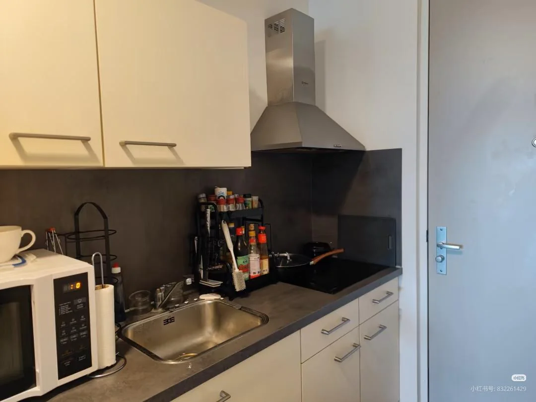 Foto van de Studio gelegen aan de Hoptillepad in Amsterdam