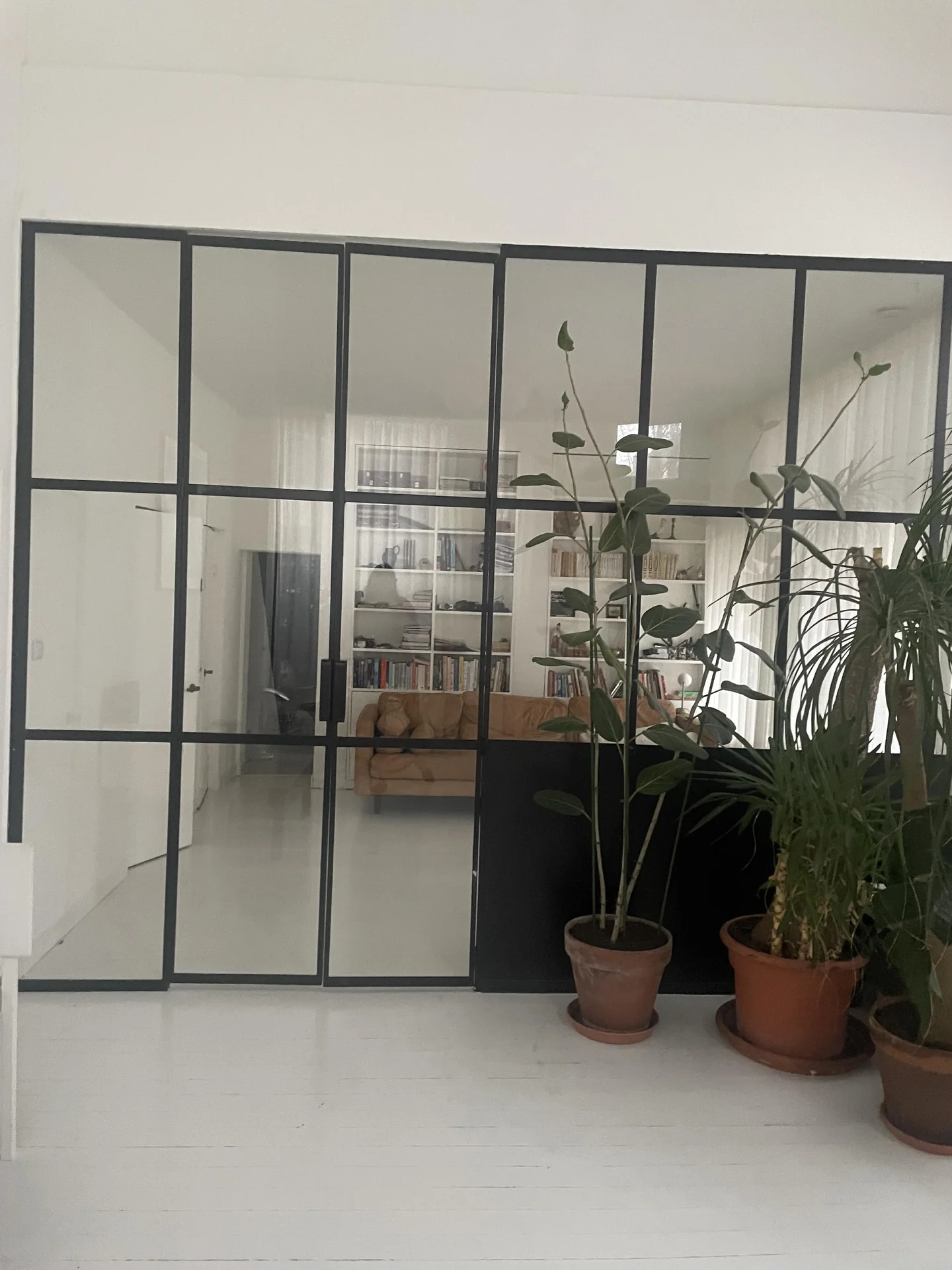 Foto van de Kamer gelegen aan de Van Ostadestraat in Amsterdam