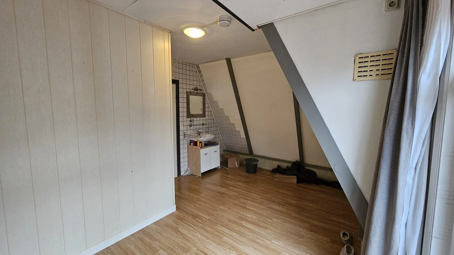 Foto van de Kamer gelegen aan de Lissabonstraat in Groningen