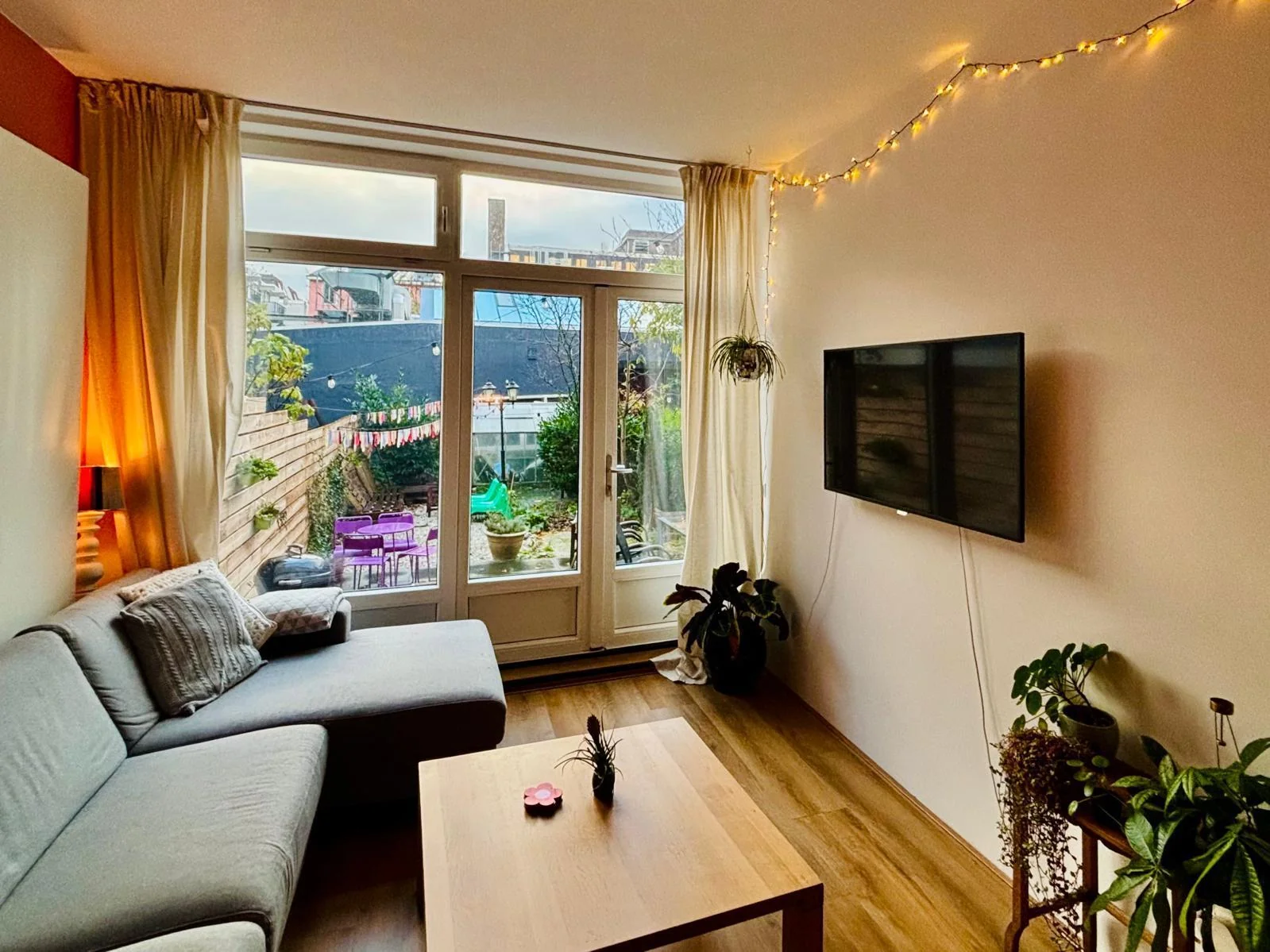 Foto van de Kamer gelegen aan de Bergweg in Rotterdam