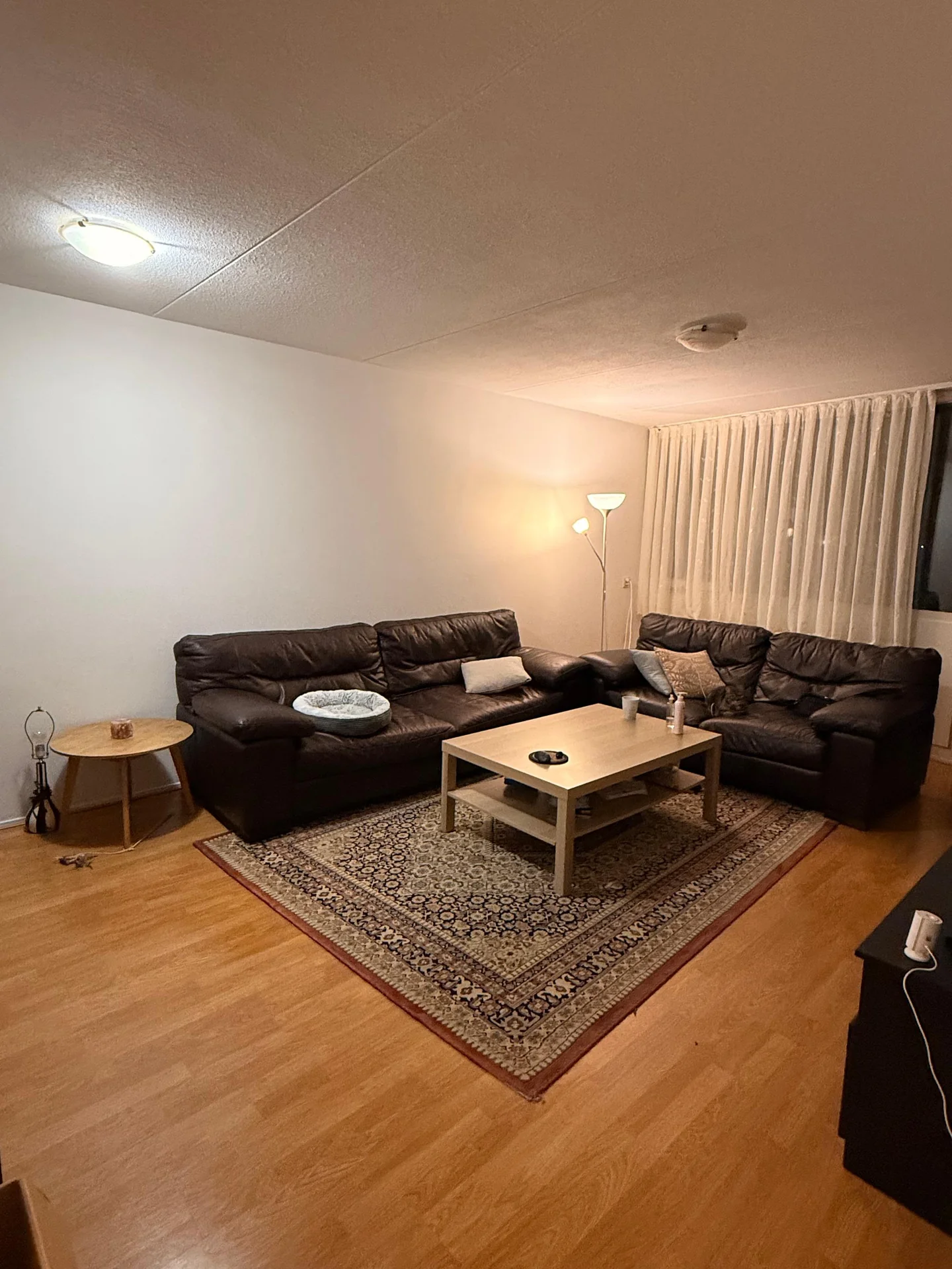 Foto van de Kamer gelegen aan de Douwes Dekkerstraat in Amsterdam