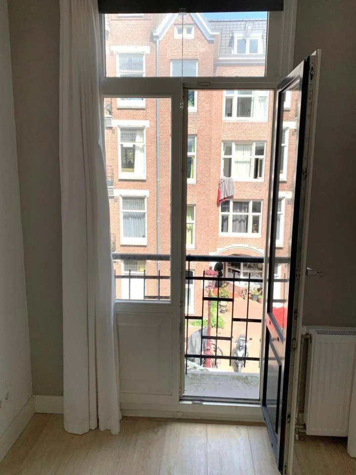Foto van de Appartement gelegen aan de Madurastraat in Amsterdam
