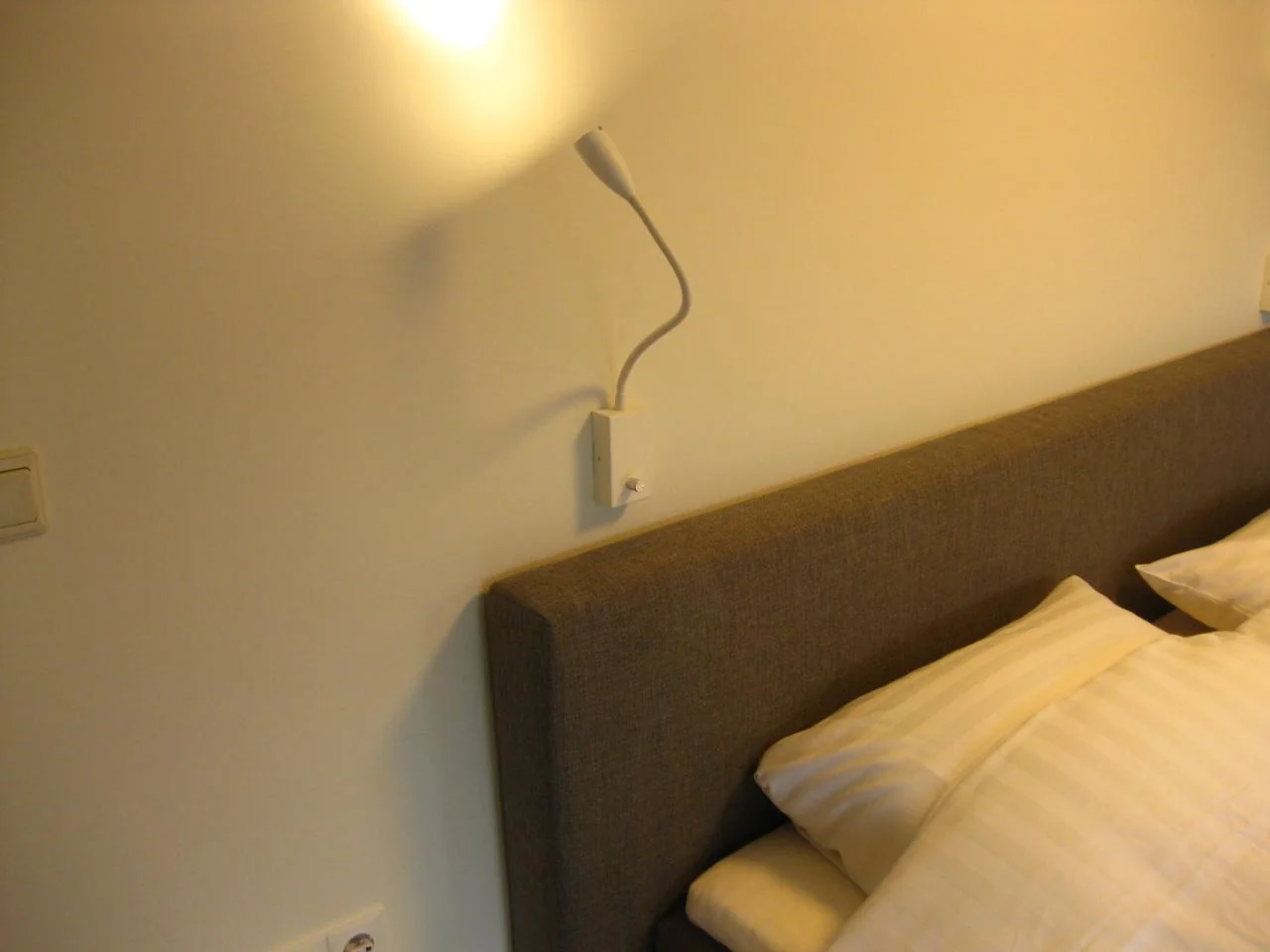 Foto van de Kamer gelegen aan de Eerste Helmersstraat in Amsterdam