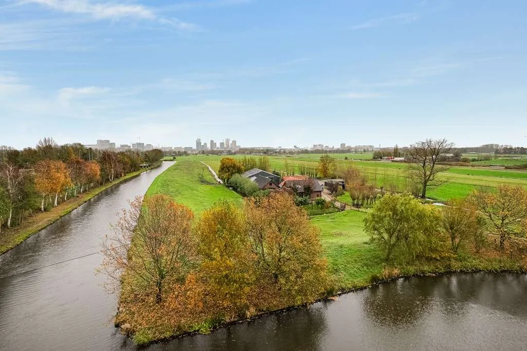 Foto van de Appartement gelegen aan de Ferdinand Bol in Ouderkerk aan de Amstel