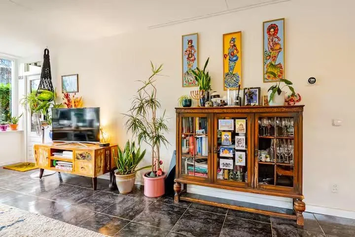 Foto van de Appartement gelegen aan de Derkinderenstraat in Amsterdam