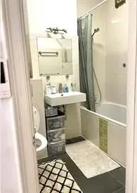 Foto van de Kamer gelegen aan de Eerste Jan van der Heijdenstraat in Amsterdam