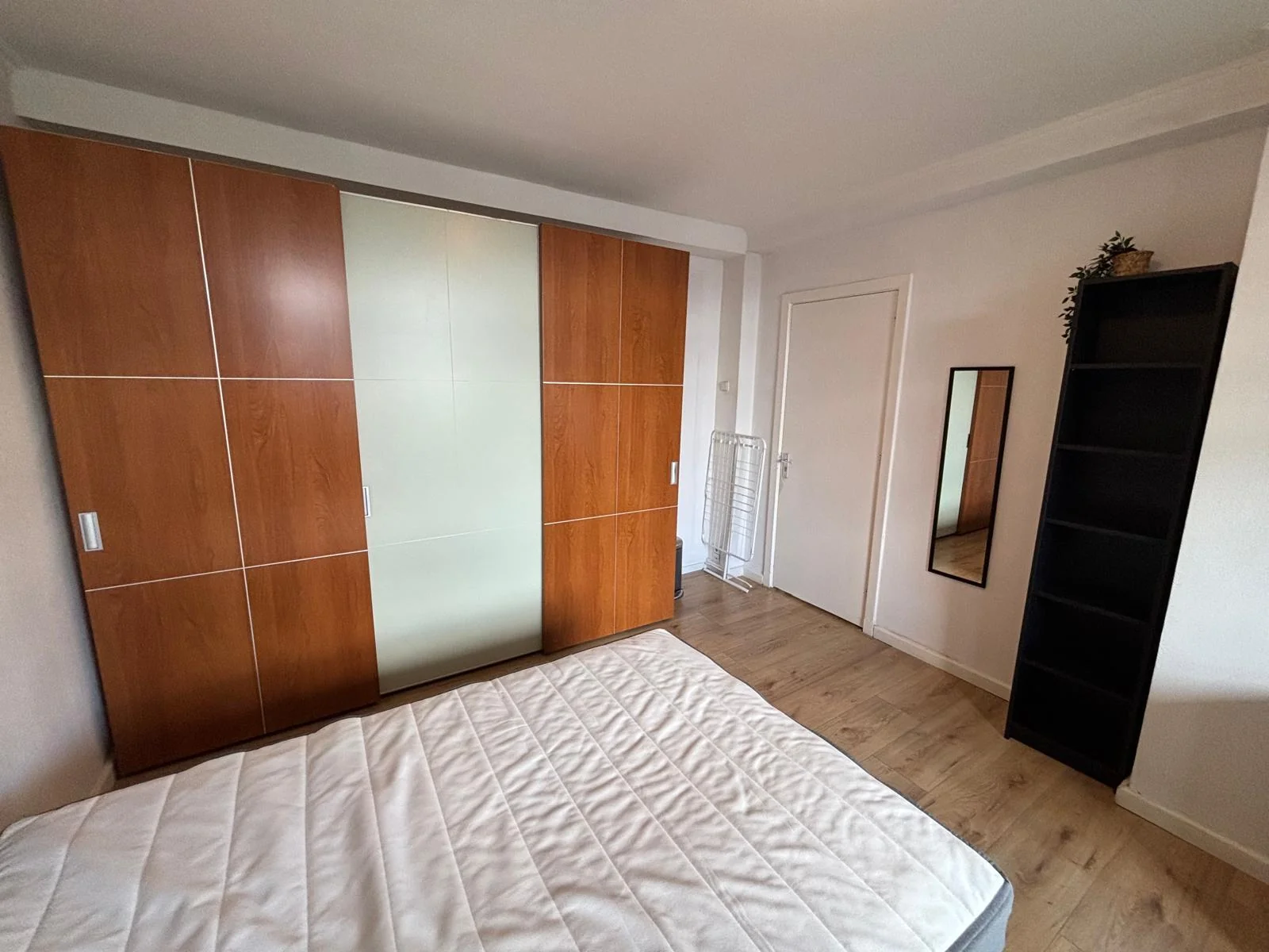 Foto van de Kamer gelegen aan de Dordtselaan in Rotterdam