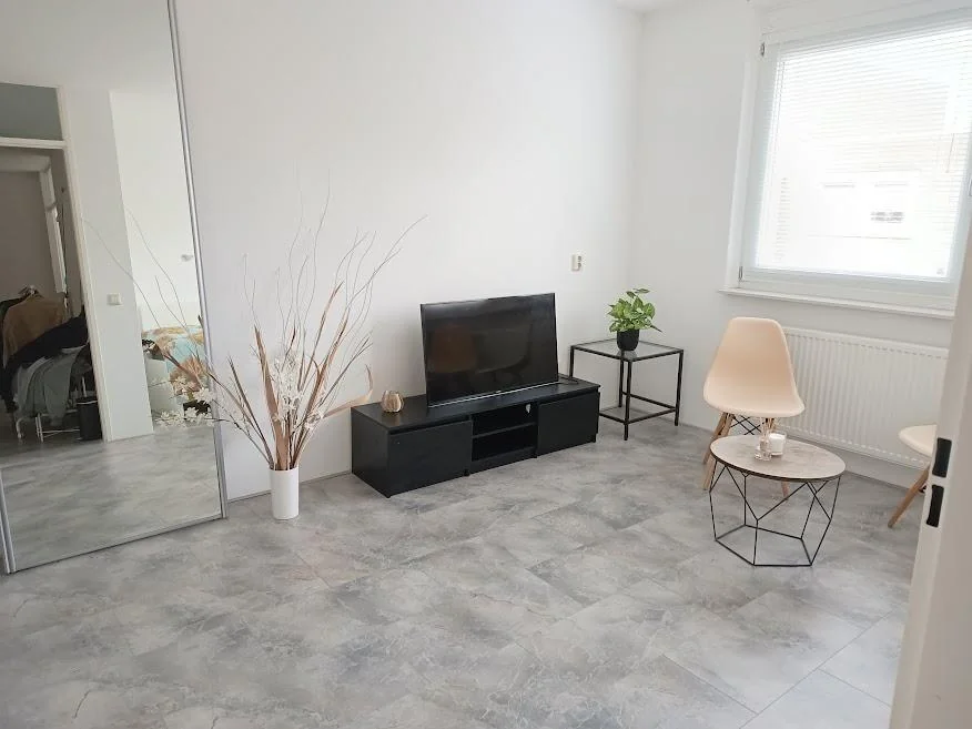 Foto van de Kamer gelegen aan de Jef Laststraat in Rotterdam