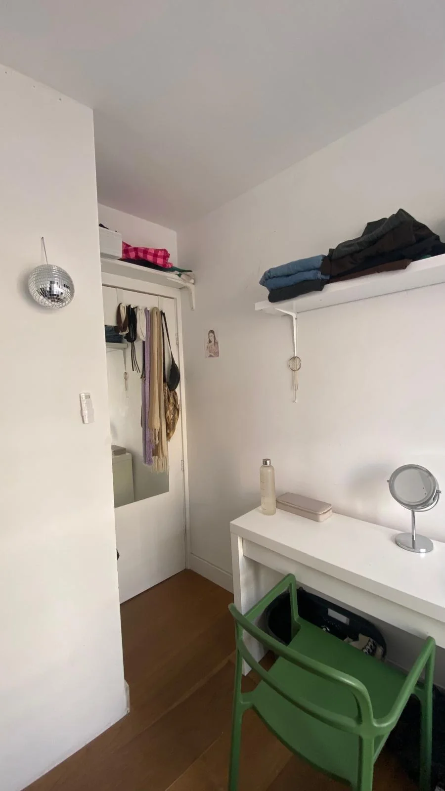 Foto van de Kamer gelegen aan de Van Breestraat in Amsterdam