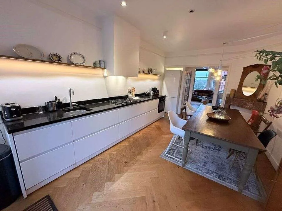 Foto van de Appartement gelegen aan de Haringvlietstraat in Amsterdam