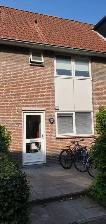 geblurde versie van de foto als achtergrond