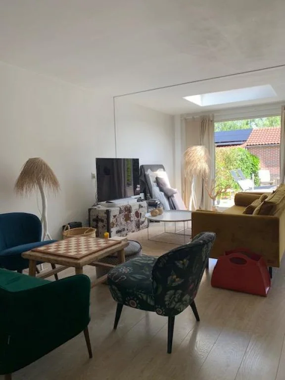 geblurde versie van de foto als achtergrond