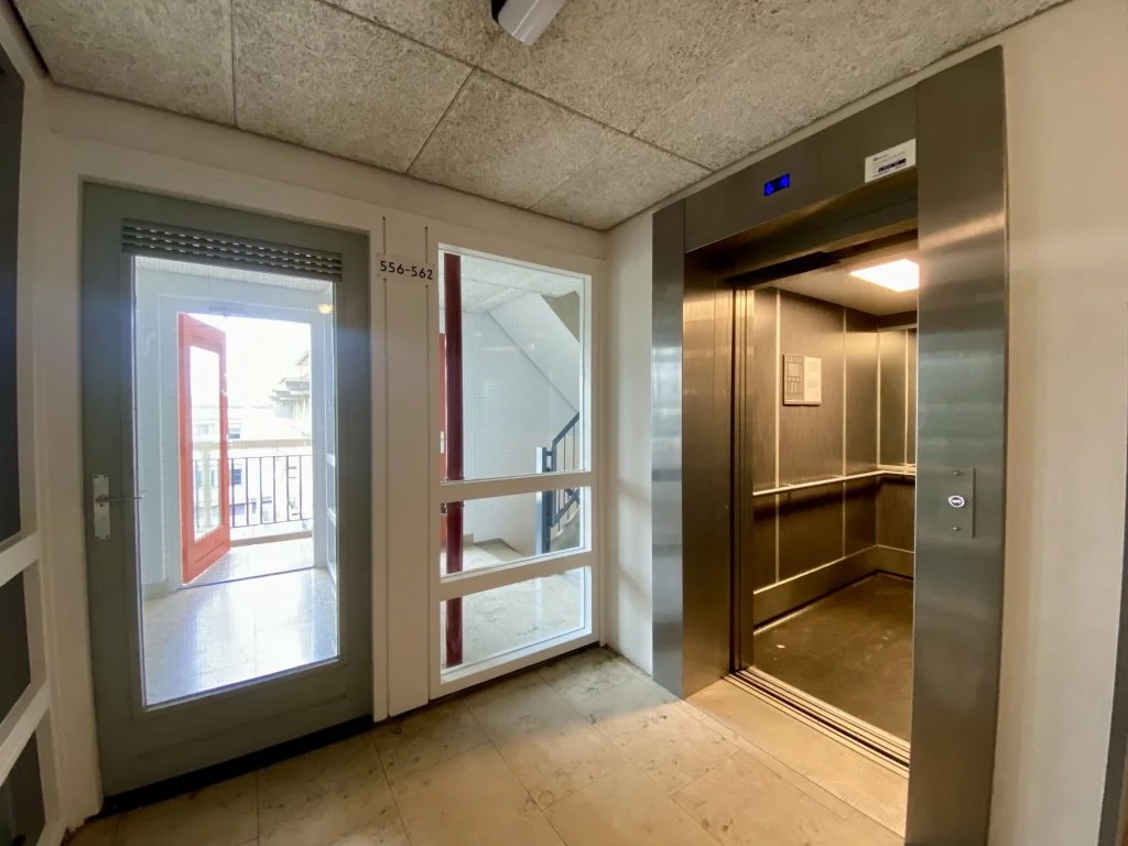 Foto van de Appartement gelegen aan de Voermanweg in Rotterdam