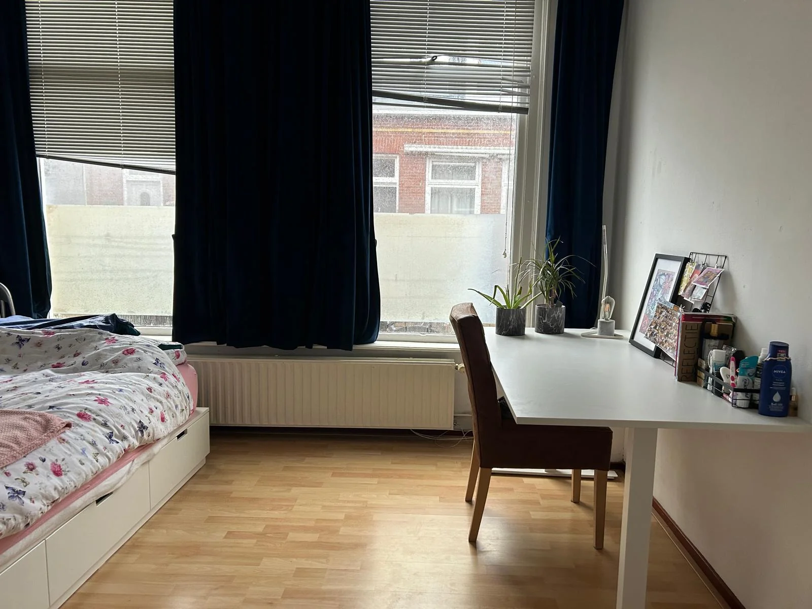 Foto van de Kamer gelegen aan de Pieter de Swartstraat in Leeuwarden
