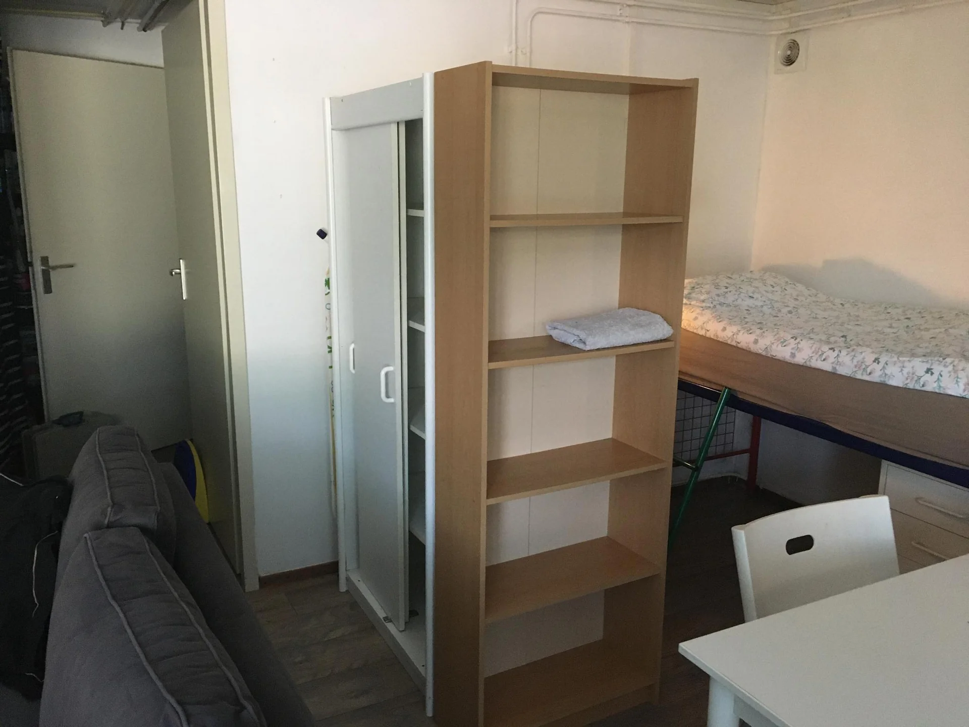 Foto van de Kamer gelegen aan de West Ringdijk in Moordrecht