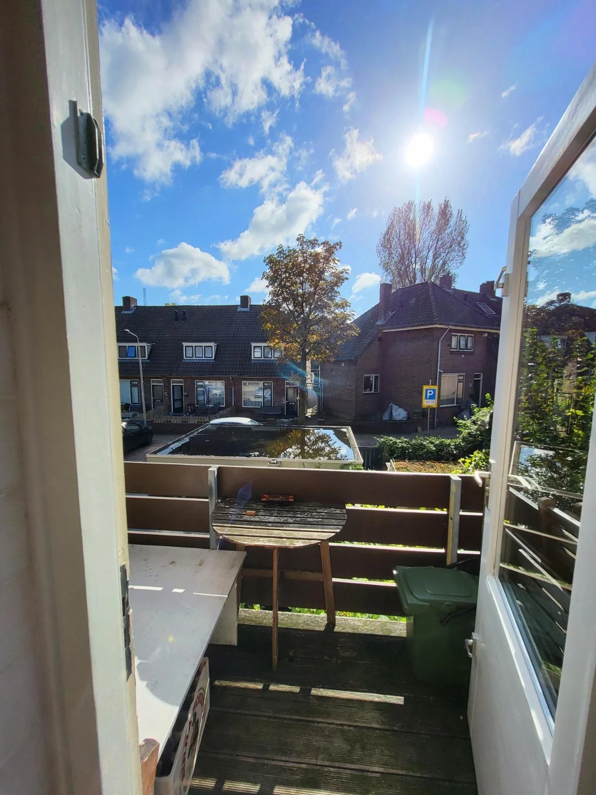 geblurde versie van de foto als achtergrond