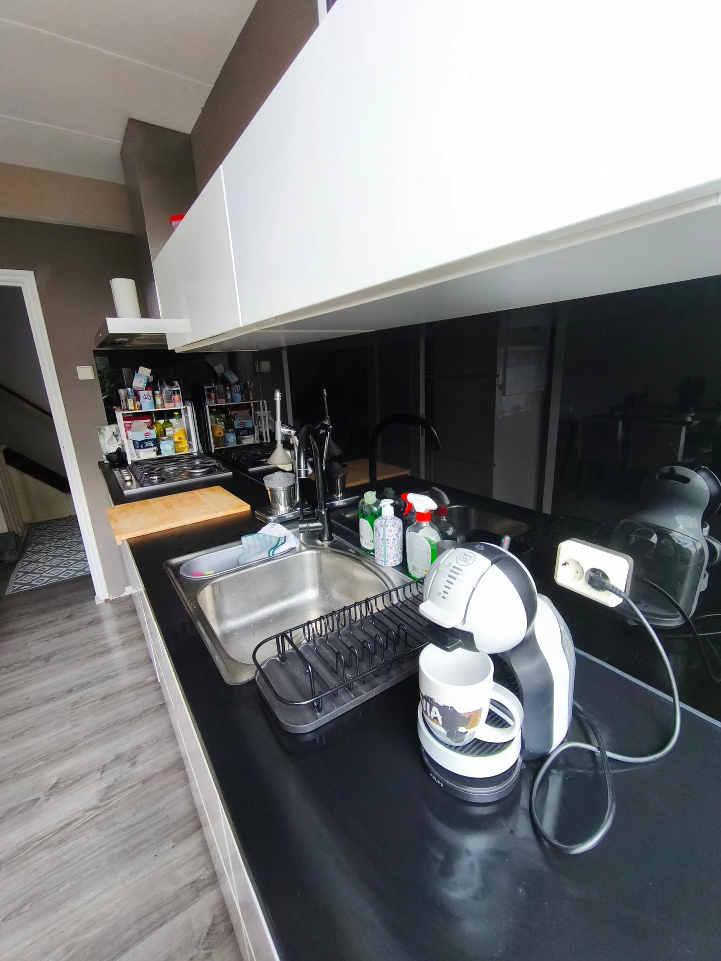 geblurde versie van de foto als achtergrond