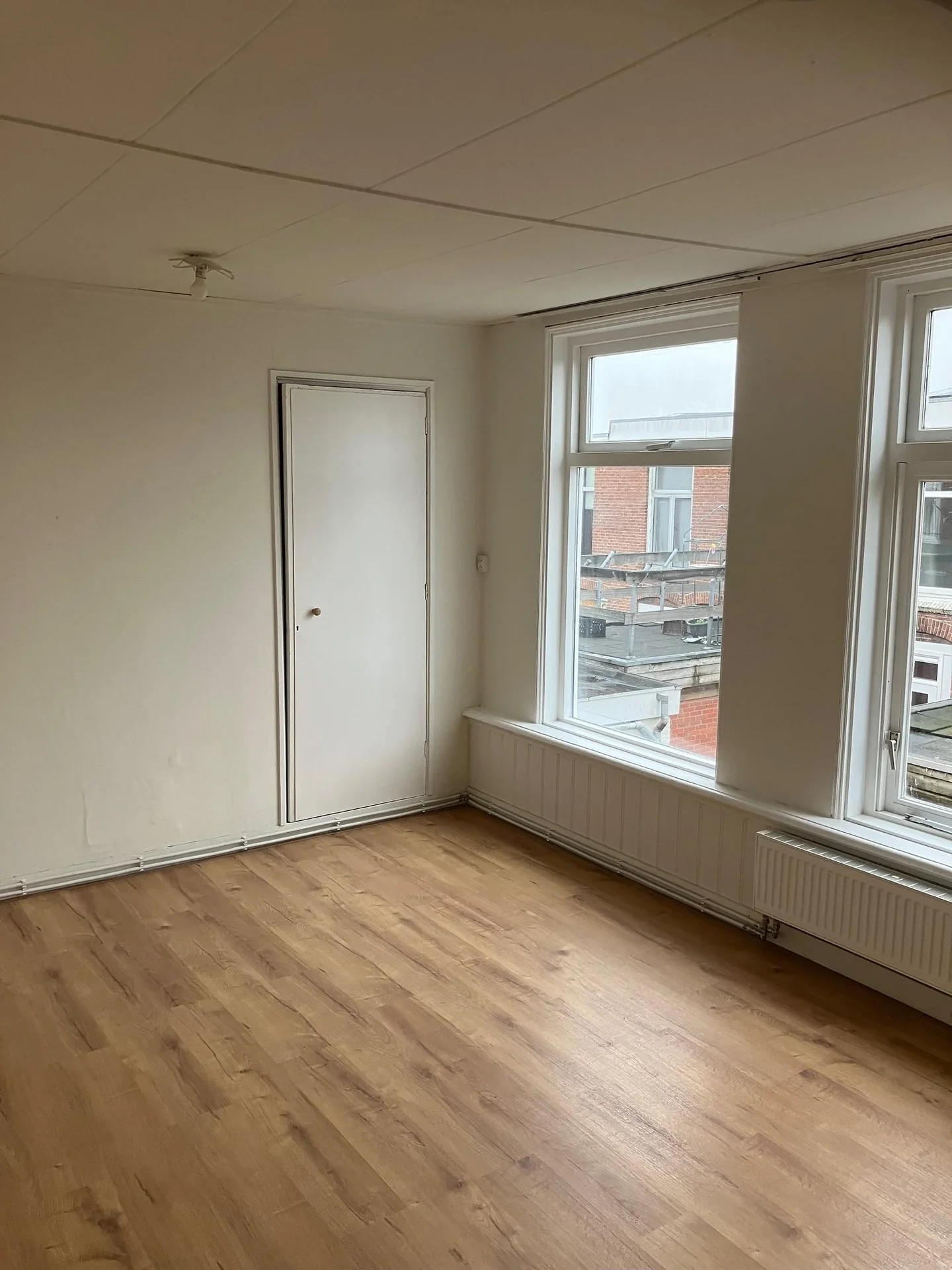 Foto van de Kamer gelegen aan de Jakob van Aakenstraat in Leeuwarden