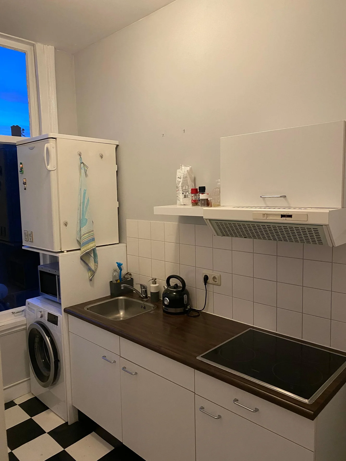 Foto van de Kamer gelegen aan de Mgr. van de Weteringstraat in Utrecht