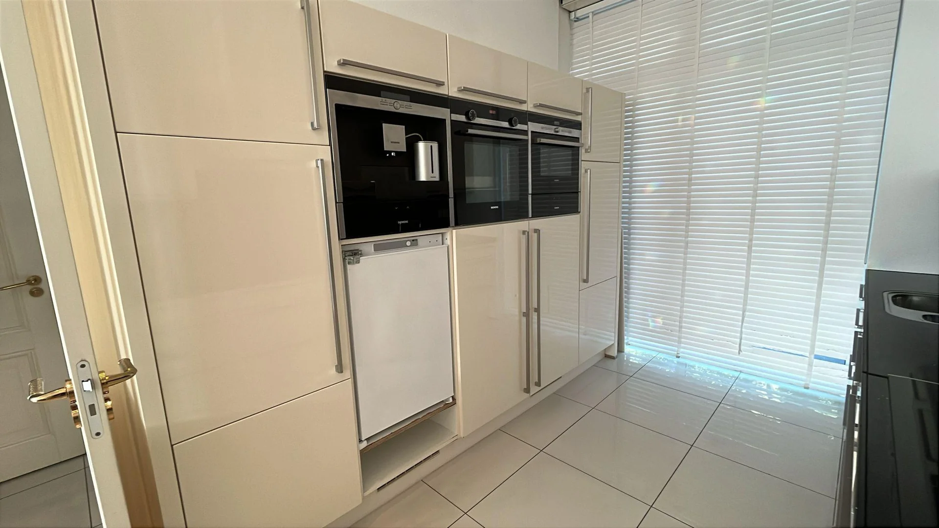 Foto van de Kamer gelegen aan de Troelstralaan in Amsterdam