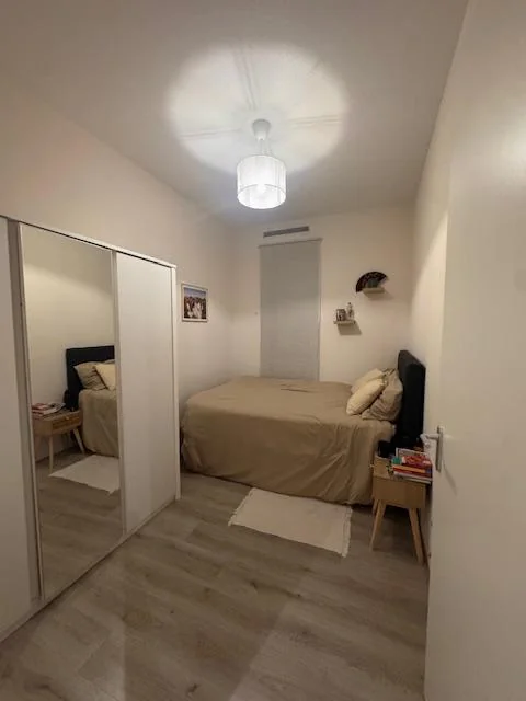 Foto van de Kamer gelegen aan de Leo Smitstraat in Amsterdam