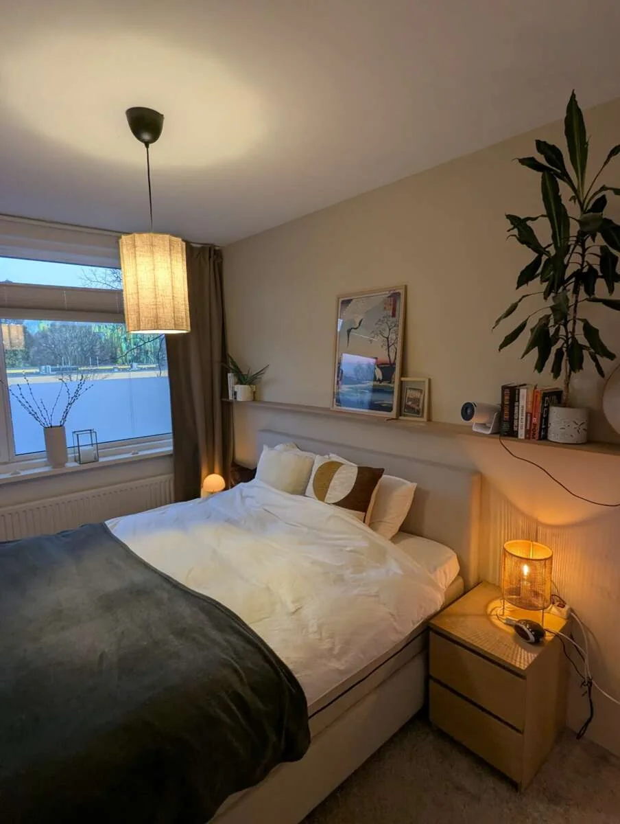 geblurde versie van de foto als achtergrond