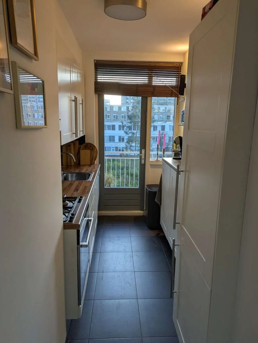 geblurde versie van de foto als achtergrond