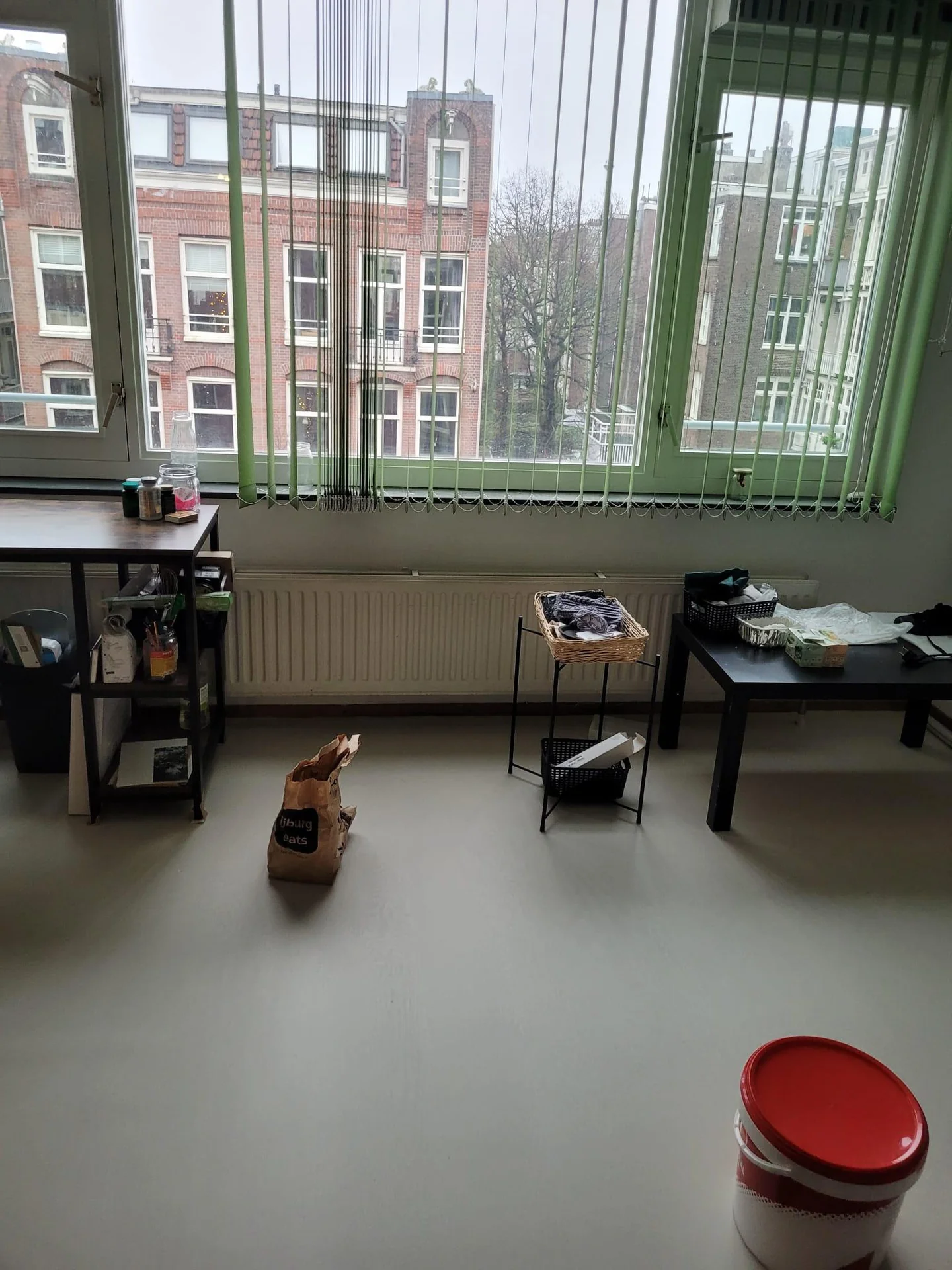 Foto van de Kamer gelegen aan de Eerste Helmersstraat in Amsterdam