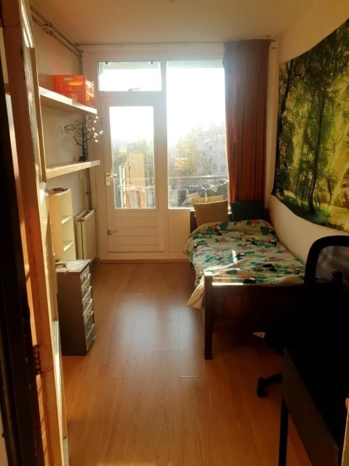 Foto van de Kamer gelegen aan de Robert Fruinlaan in Amsterdam
