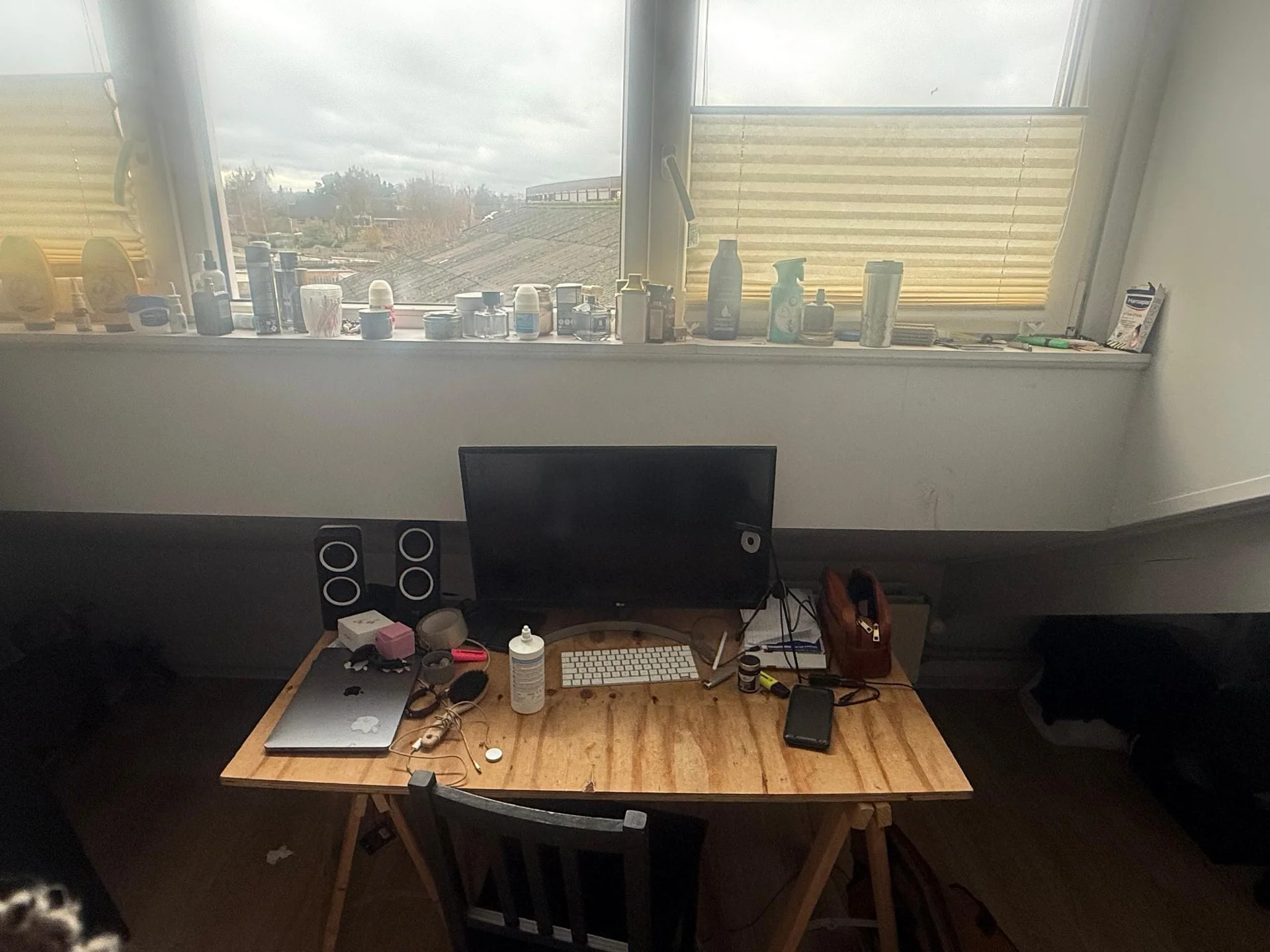 geblurde versie van de foto als achtergrond