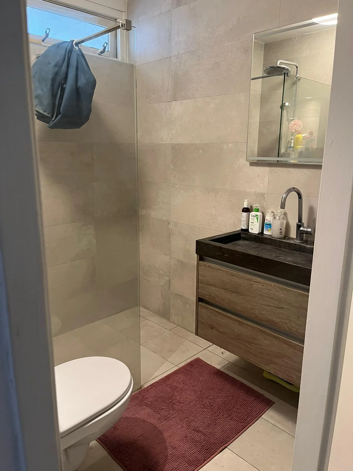 Foto van de Kamer gelegen aan de Papendrechtstraat in Amsterdam